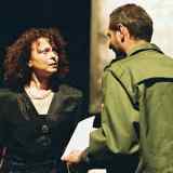 Come tre sorelle &ndash; di Arrigo Vezzani, ispirato al dramma &laquo;Tre Sorelle&raquo; di Anton Cechov ed ambientato in Italia negli anni del dopoguerra. Gruppo Teatrale Mandriolo (2000)